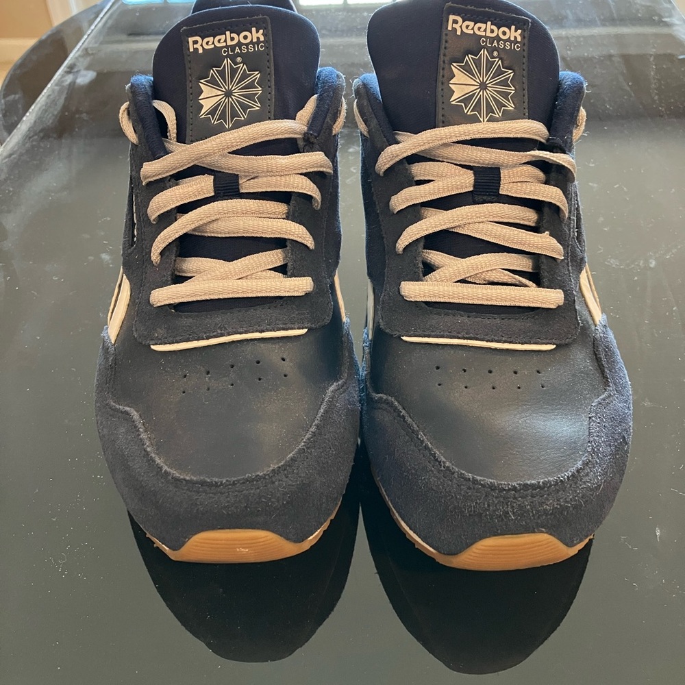 Mens Reebok Size 11 - Picture 2 of 3